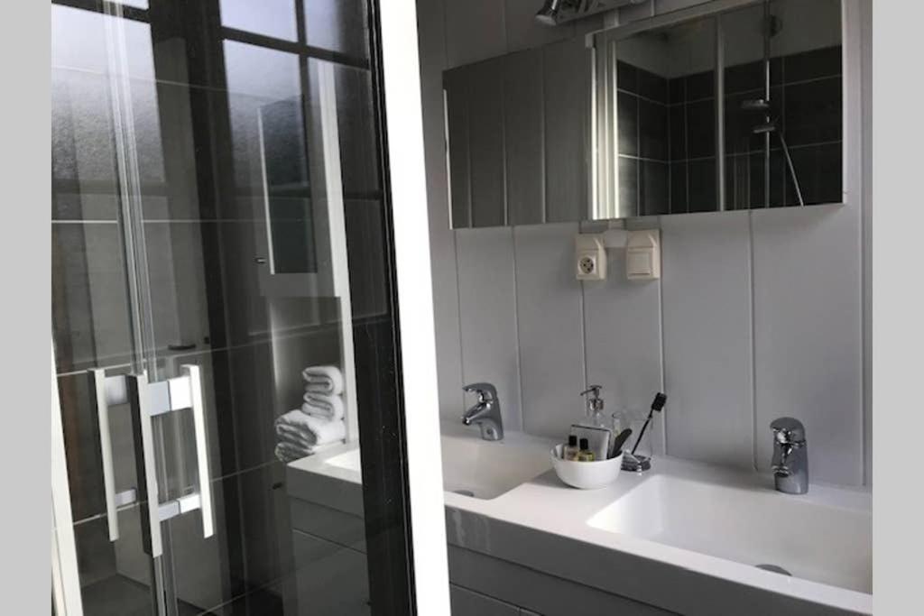 L'ormeau 4 étoiles Dans Le Centre Historique De Malo Appartement *