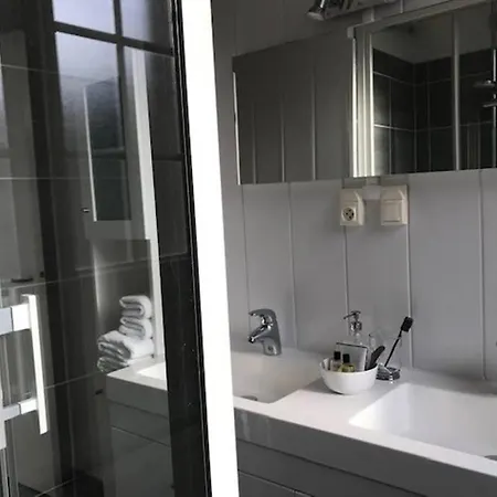 Appartement L'Ormeau 4 Etoiles Dans Le Centre Historique De Saint Malo Exterior photo